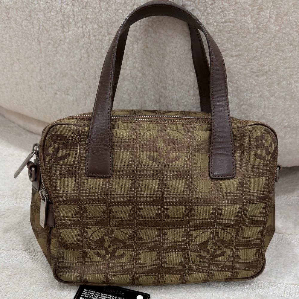2002-2003 CHANEL Vintage Tote Nylon